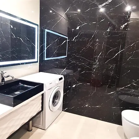 Ch Exclusive Aparthotel *
